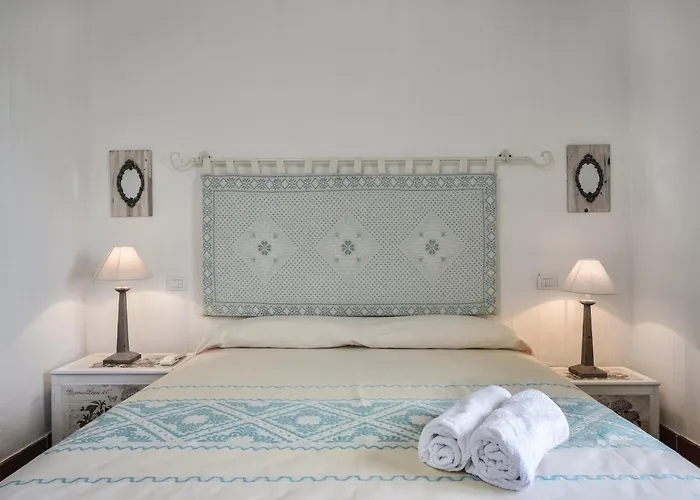 Villa Li Conchi 44 *